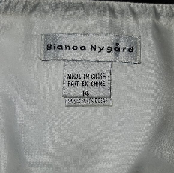 Bianca Nygard black and white skirt with sequined flower applicaes size 14 - Picture 7 of 13